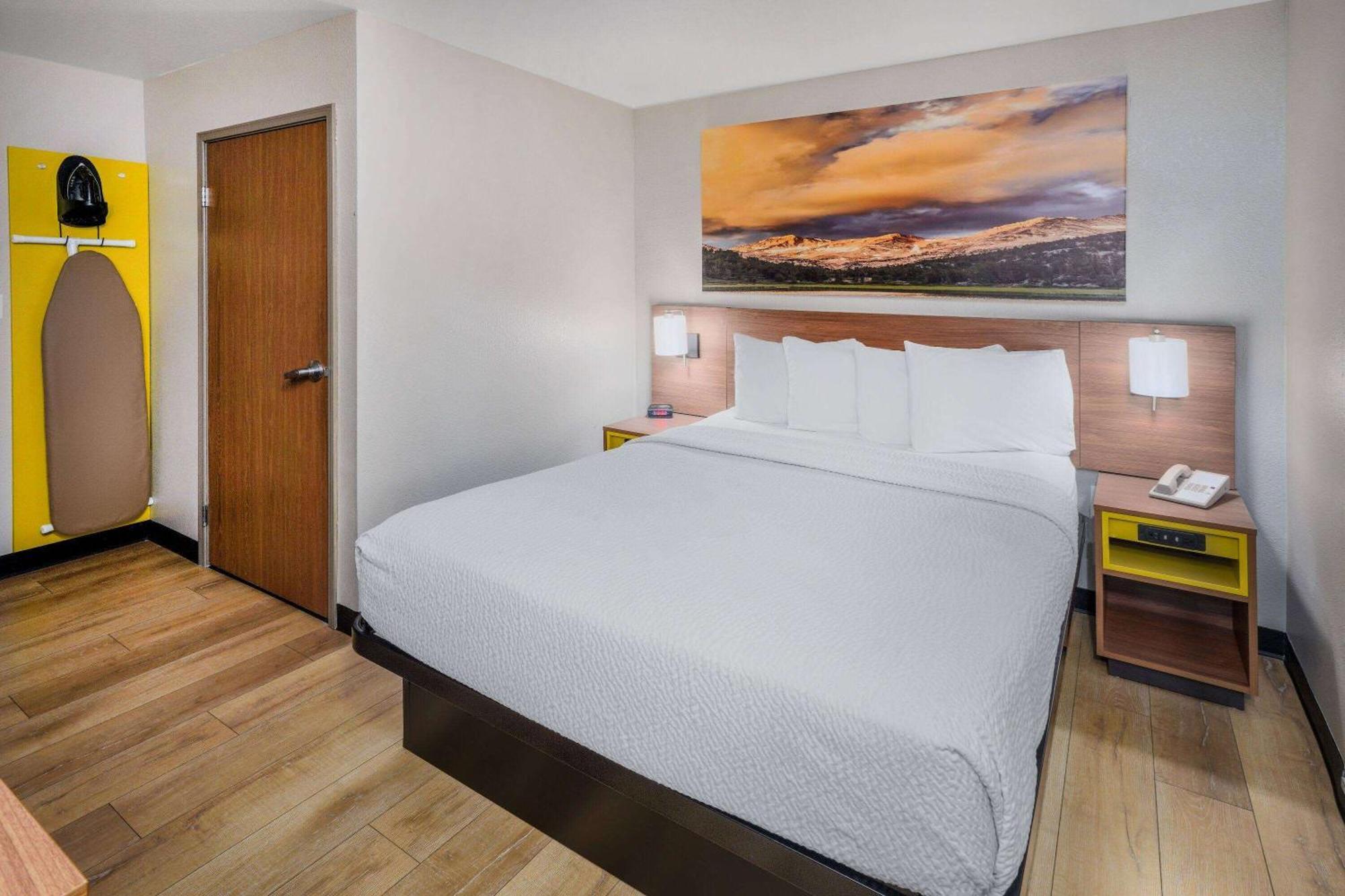 Days Inn & Suites By Wyndham Greeley Luaran gambar