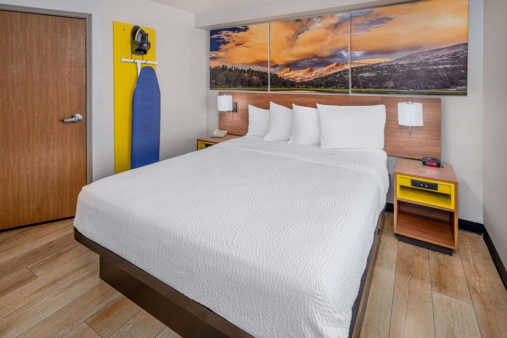 Days Inn & Suites By Wyndham Greeley Luaran gambar